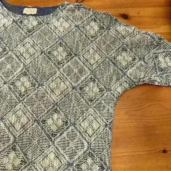 HELLO DAY sweater women’s size S Great condition - Picture 1 of 7